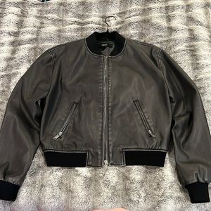 Forever 21 faux fur leather jacket bomper, size m, worn 2 times.